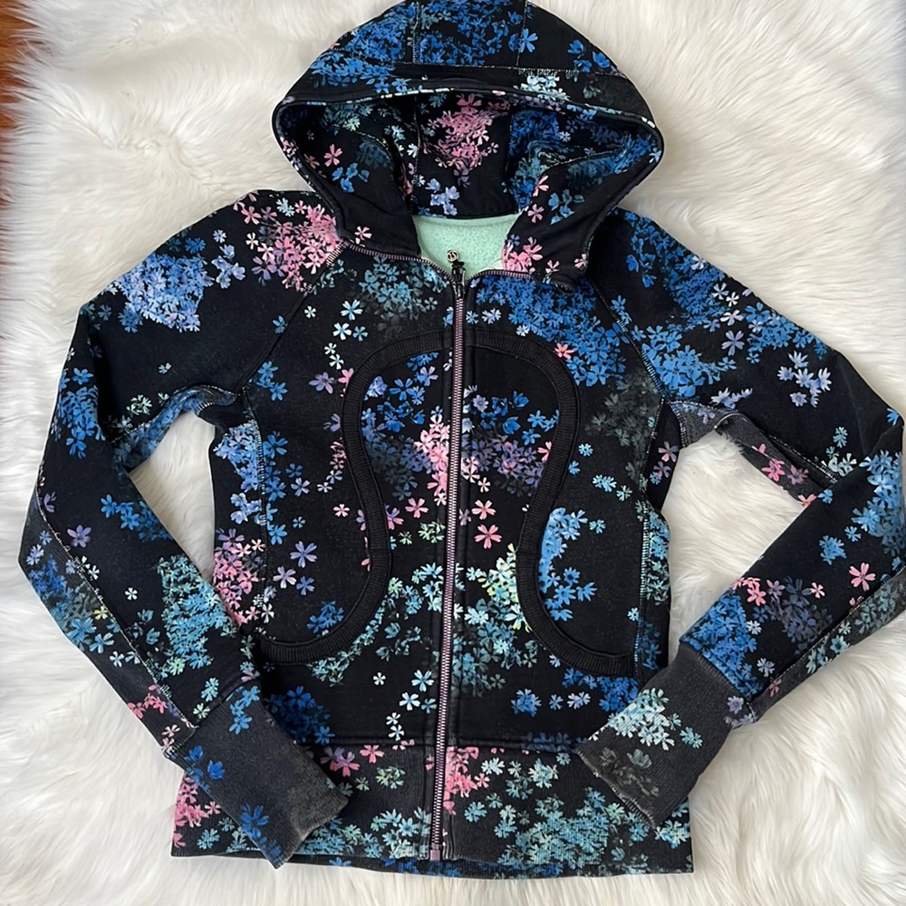 Lululemon athletic hoodie